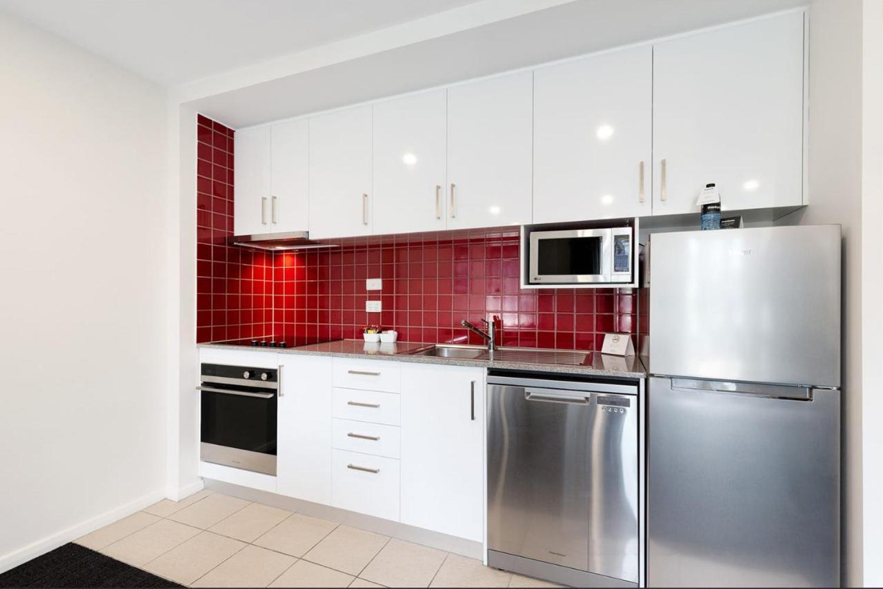 South Yarra Central Apartment Hotel Мельбурн Екстер'єр фото