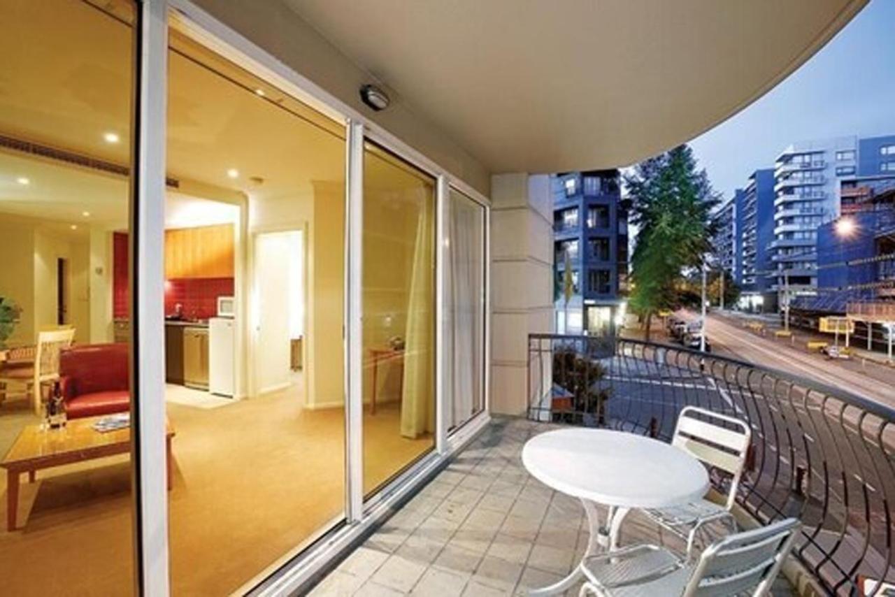 South Yarra Central Apartment Hotel Мельбурн Екстер'єр фото