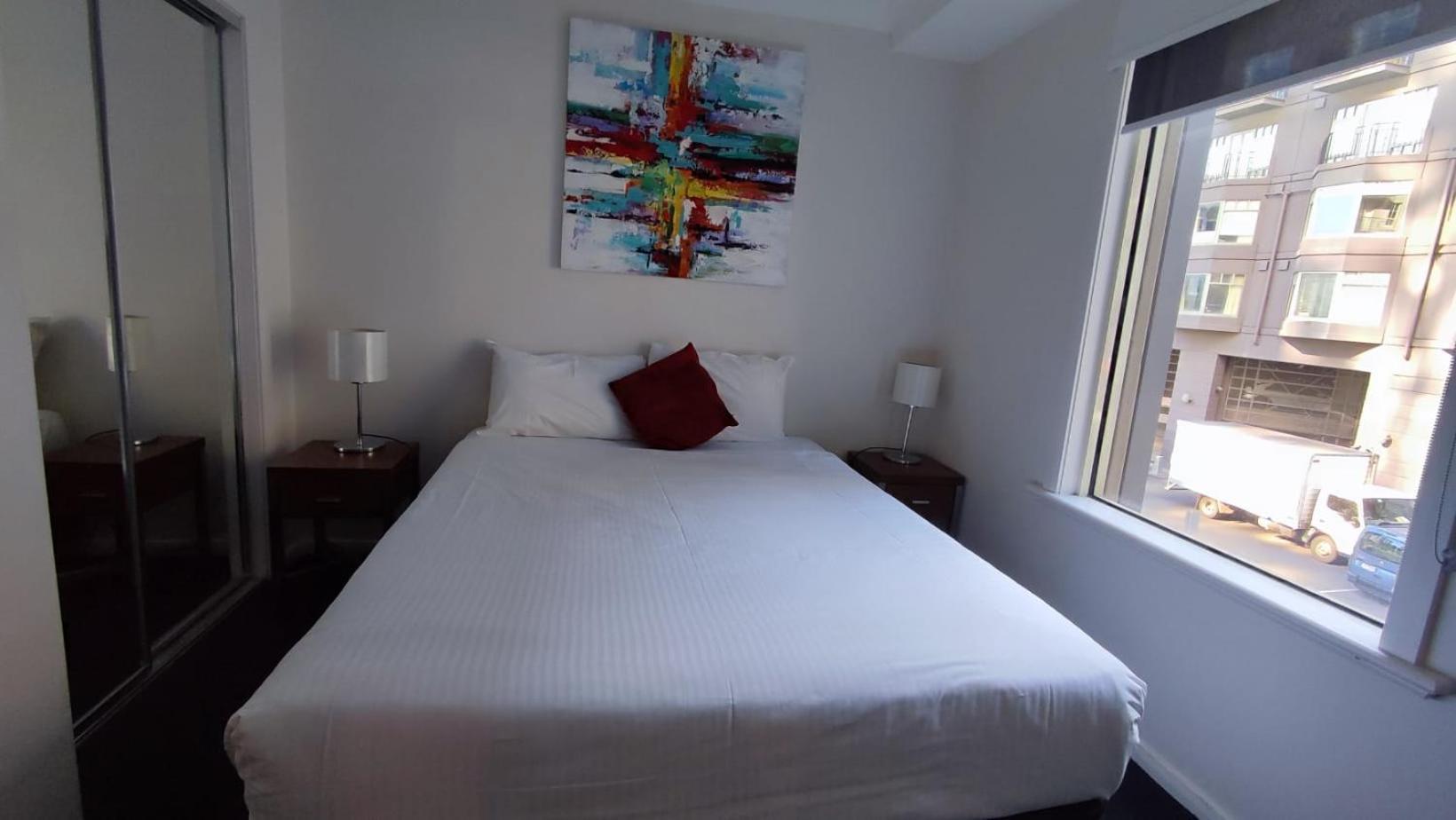 South Yarra Central Apartment Hotel Мельбурн Екстер'єр фото