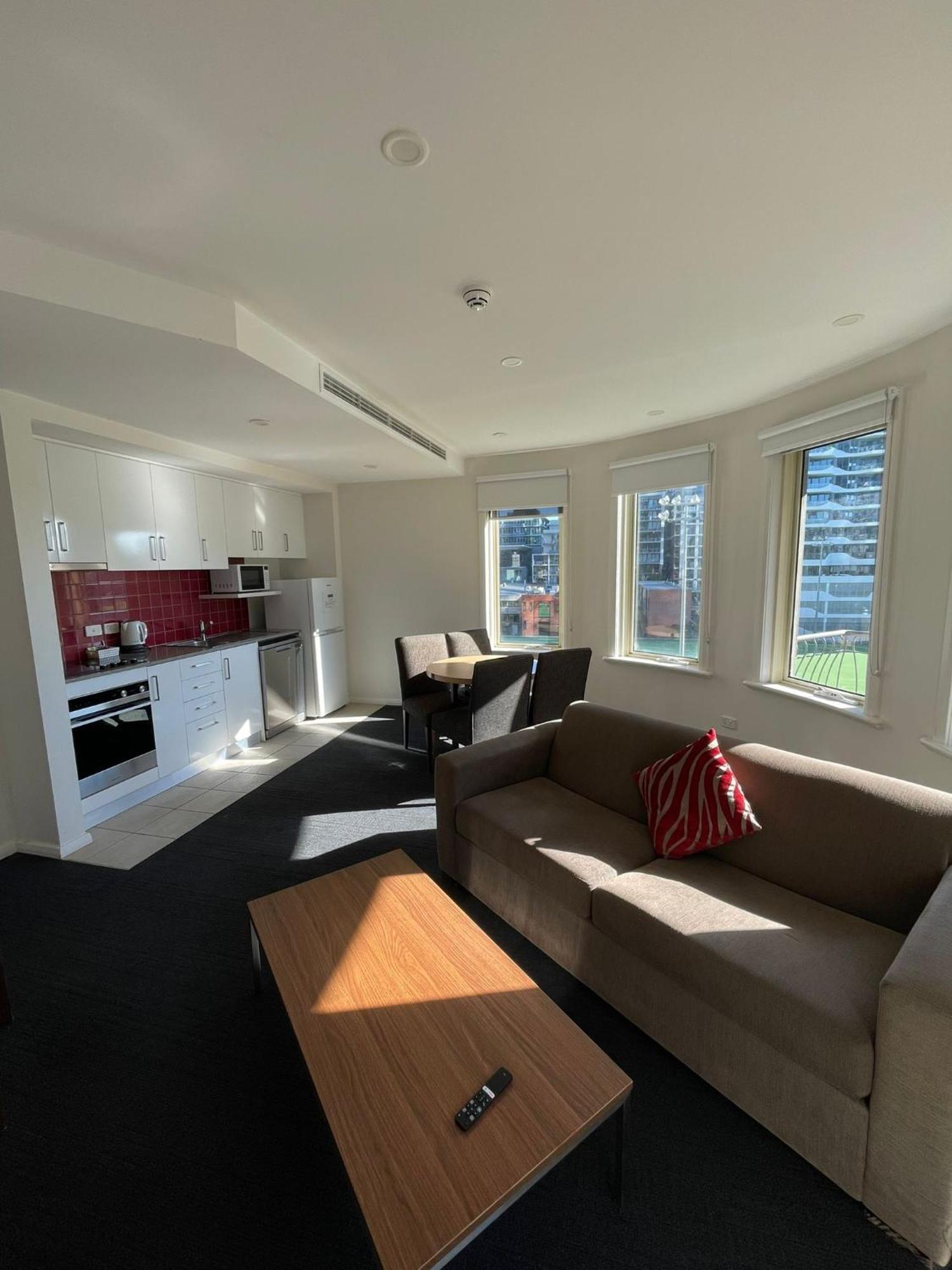 South Yarra Central Apartment Hotel Мельбурн Екстер'єр фото