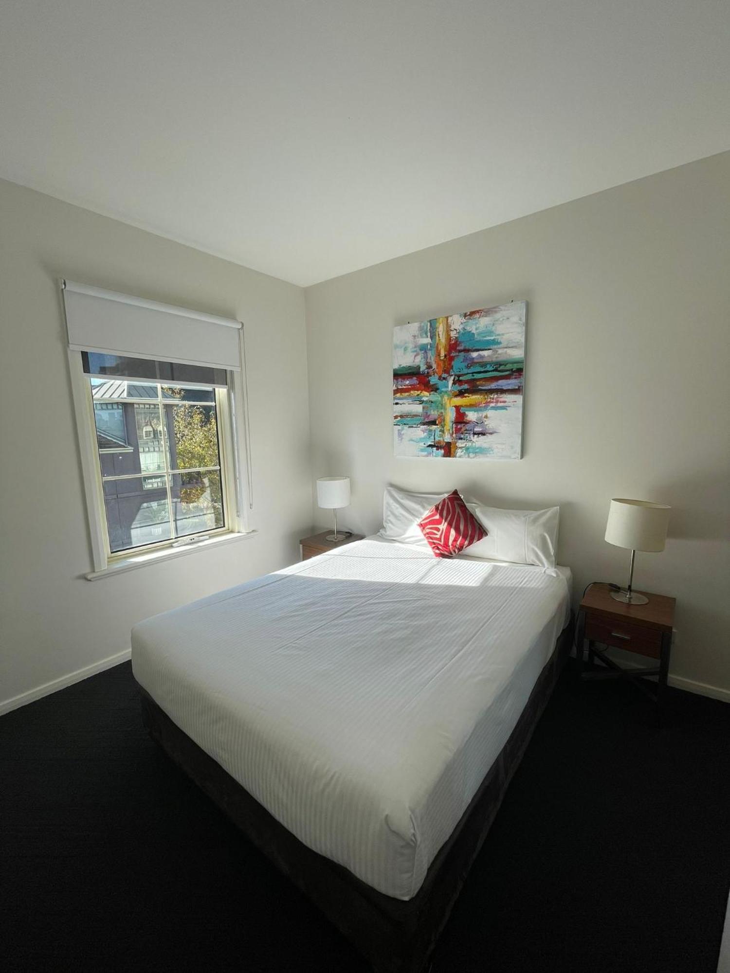 South Yarra Central Apartment Hotel Мельбурн Екстер'єр фото