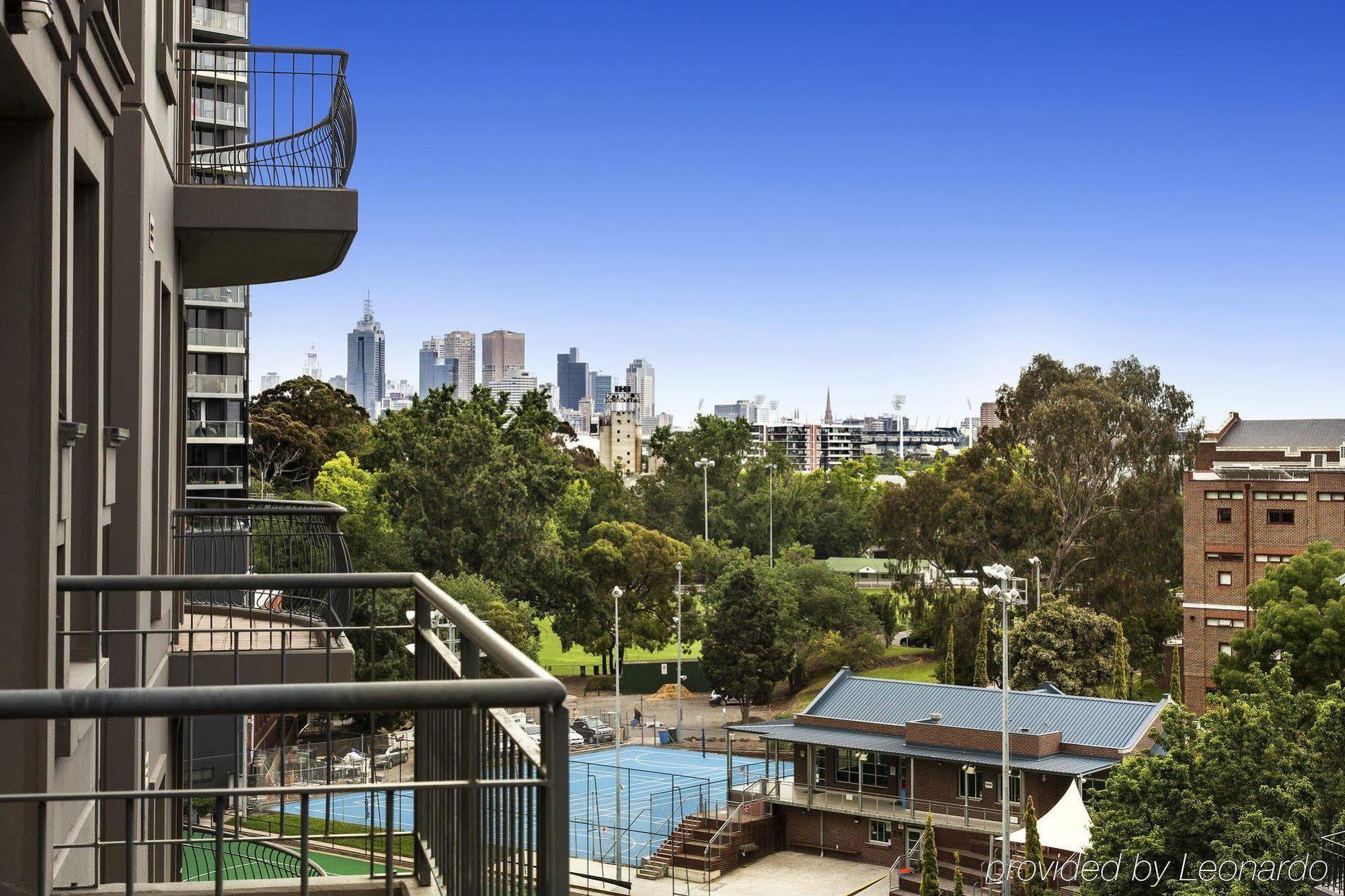 South Yarra Central Apartment Hotel Мельбурн Екстер'єр фото